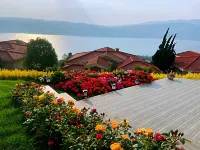 Lakeside Kafka Homestay