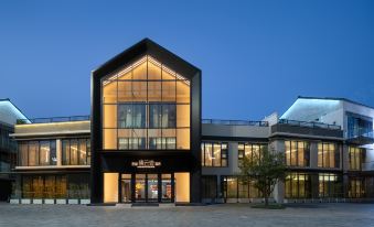Tuyue Manyuntang Hotel (Kunming National High-tech Industry Development Zone Wanxianghui)