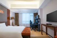 The Clipper Hotel (Changping Railway Station) Hotel dekat Dongguan Hengli Passenger Transport Terminal