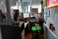 Urumqi Meijiaqin Hotel (Xinjiang Medical University Affiliated Cancer Hospital)