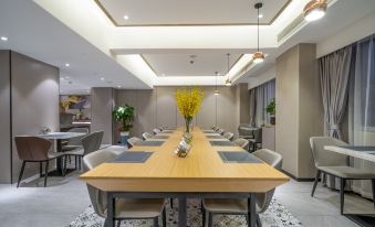 Home Inn (Zhangzhou Tengfei Road Gucheng Branch)