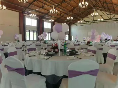 Jiashan YunYingMeiShu Inn Отели рядом с достопримечательностью «Shanghai Shanda University Jiashan Guangxuan College»