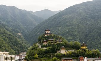 Jingyue Elegant Hotel