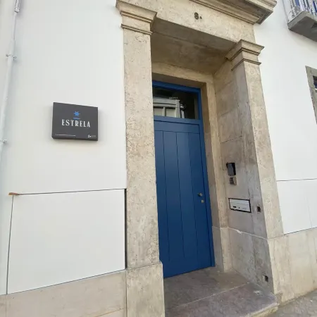Lisbon Serviced Apartments - Estrela Отели рядом с достопримечательностью «Художественный центр Lx Factory»