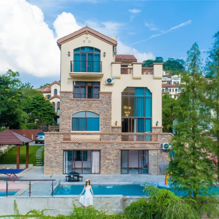 Huizhou Nankunshan R&F Health Valley Mitu Pool Villa