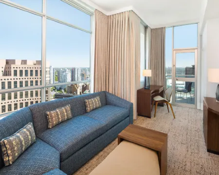 ฮิลตันแวนคูเวอร์ดาวน์ทาวน์ โรงแรมในแวนคูเวอร์