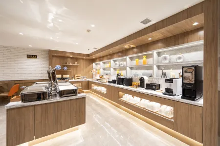 HanTing Hotel (Ulanhot Wanjia)