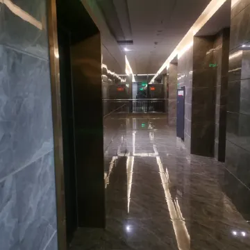 Pingyi Binhe New Fashion Apartment