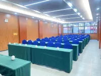 皇城驛酒店（西安鐘樓地鐵站回民街店）