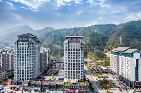 Jingning cat 66 E-sports Hotel