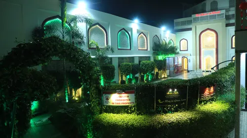 ダルバール エ カース