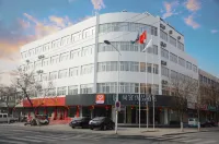 Shankee Tea Style Hotel (Shanghe Xinglongjie) Hotel dekat Xinxing Commercial Street