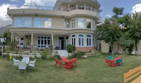 Legend Hotel Chitral Отели в г. Читрал