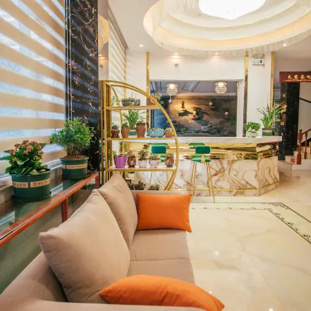 Lin Feng Theme Hotel (Weishan Ancient City Store)