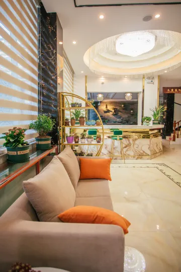Lin Feng Theme Hotel (Weishan Ancient City Store)