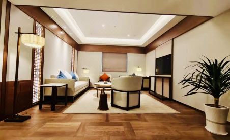 Yidu Jinling Grand Hotel - Housity