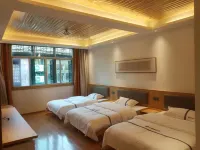 Harmonious Resident Accommodation Hotels near Tian Shi Fu
