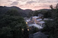 Lahao Forest B&B