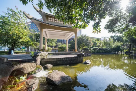 Swissotel Guangzhou Отели рядом с достопримечательностью «Luogang Gymnasium»