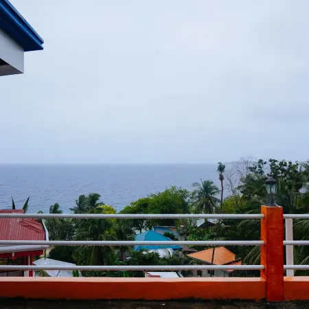 C Star Travellers Inn
