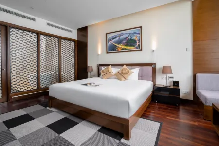 Khách sạn Grand Tourane