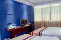 Jianing Business Hotel (Yongren Hospital of Traditional Chinese Medicine)