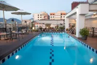 Mondial Hotel - Pools