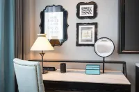 Xana Hotelle Hotel (Haicheng Railway Station Binhe Xi Road)