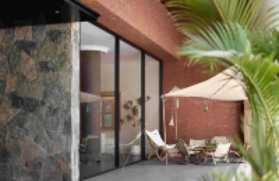 Weilu Hotel (Zhengzhou Jinshui Road Yanzhuang Metro Station Branch)