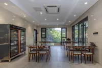 Laojun Mountain Tingxi valley ecological homestay