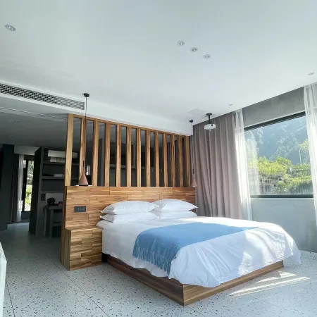 Nanjian Rocky-hermit Homestay