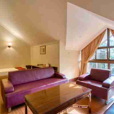 Kibo Palace Hotel Rooms