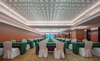 Green Box Hotel (Bayi Square Yifuyuan Branch)