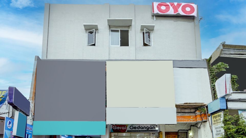 Super OYO 92506 K1 Residence Gedangan