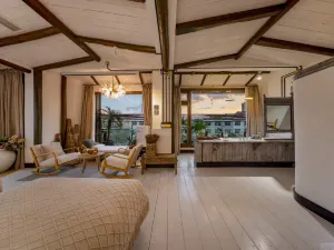 Half Summer Hotel