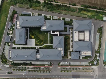 YANGZHOU LOTUS BAY HOTEL Отели в г. Баоин