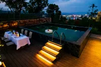 Herald Of Autumn Homestay - สระว่ายน้ำแบบอินฟินิตี้