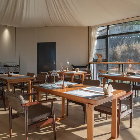 Fengcong Luxury Tent Homestay
