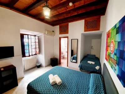 Arc House Córdoba Only Adults Hotels near 阿尔代