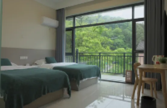 Shitai Guniujiang Wangli B&B