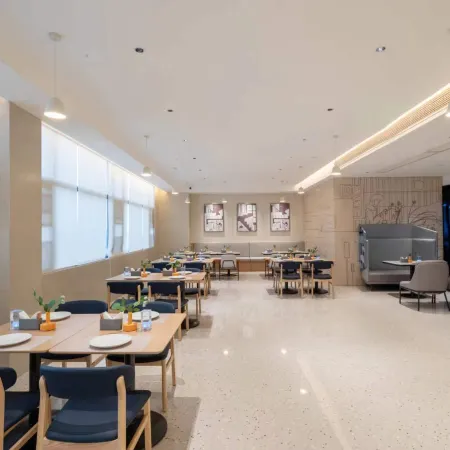 Homeinn Business Hotel (Bozhou High-tech Wanda Plaza Branch)