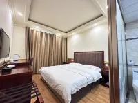 寶興鴻山鼎大飯店