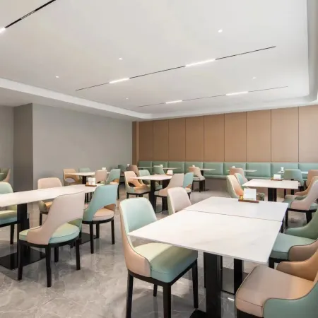 Kaju Platinum Hotel (Danyang Danjin Road Branch)