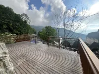 Yuexi Xiaming Su, Badong County