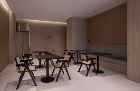 Wuxiao Hotel (Chongqing Zoo Subway Station Branch) Отели рядом с достопримечательностью «Chongqing Institute of Engineering (Nanquan Campus)»