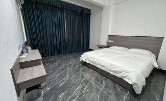 Luoding Lijing Apartment