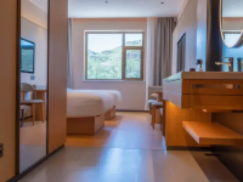 Yuanfang Shanshe Homestay Hotel (Rumeng Qikou) Các khách sạn ở Huyện Lâm