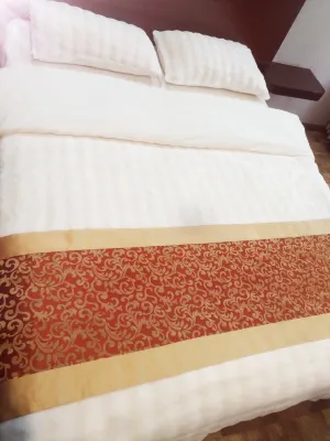 Daozhen Grand Hyatt Business Hotel