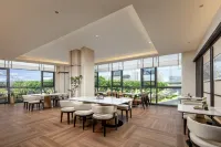 Atour Hotel Wuxi East Station South Square