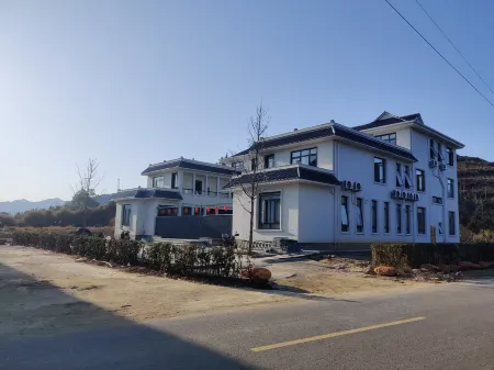 Geyuan Homestay Отели в г. Хэнфэн